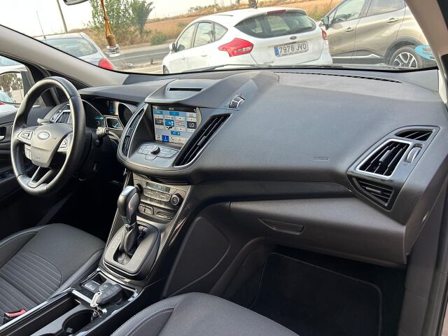 FORD KUGA TITANIUM 4X4 2.0 TDCI AUTO SPANISH LHD IN SPAIN 81000 MILES SUPER 2017